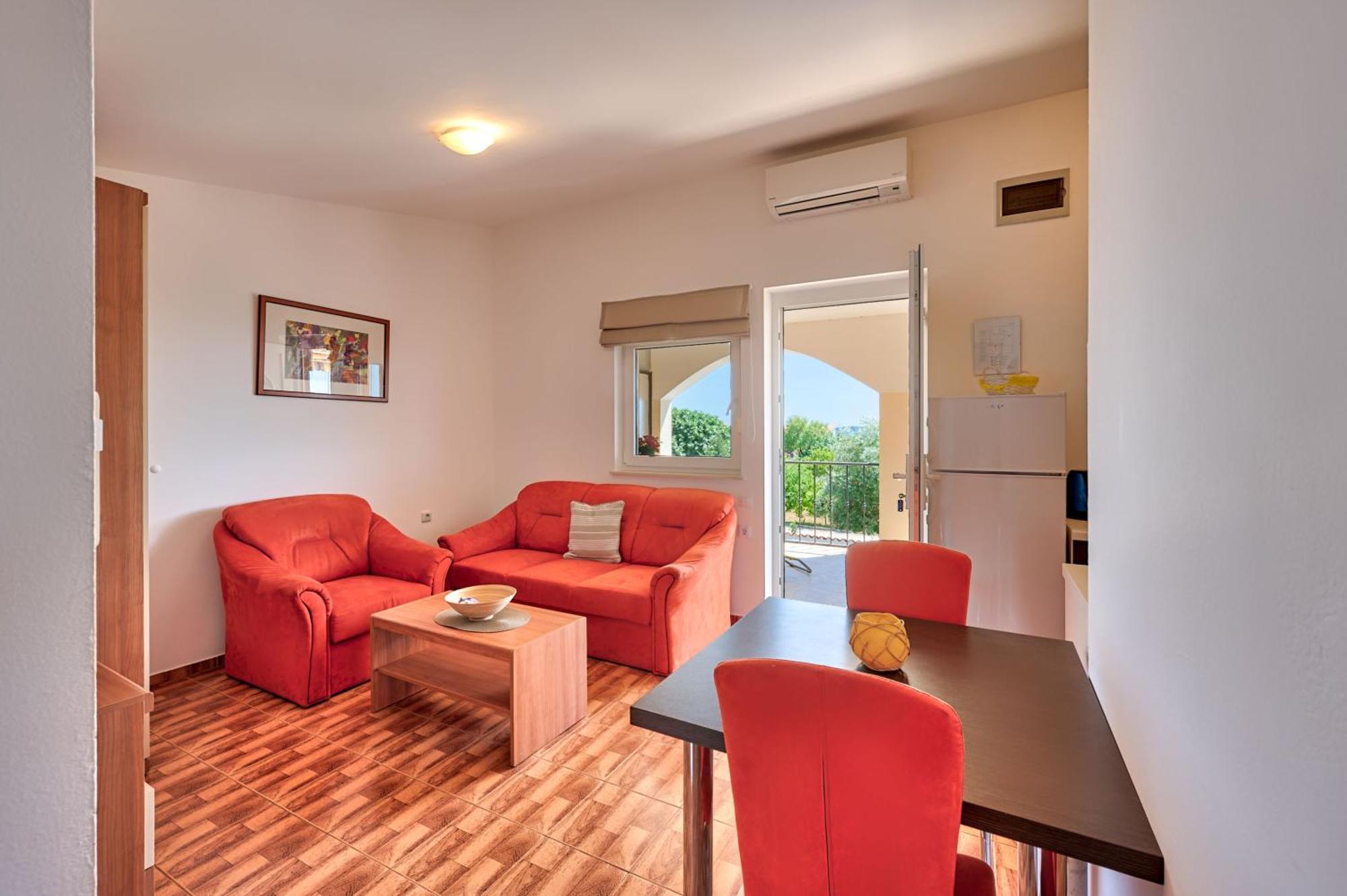 Teuta Apartments - A Beach And A Sea View Peroj Εξωτερικό φωτογραφία