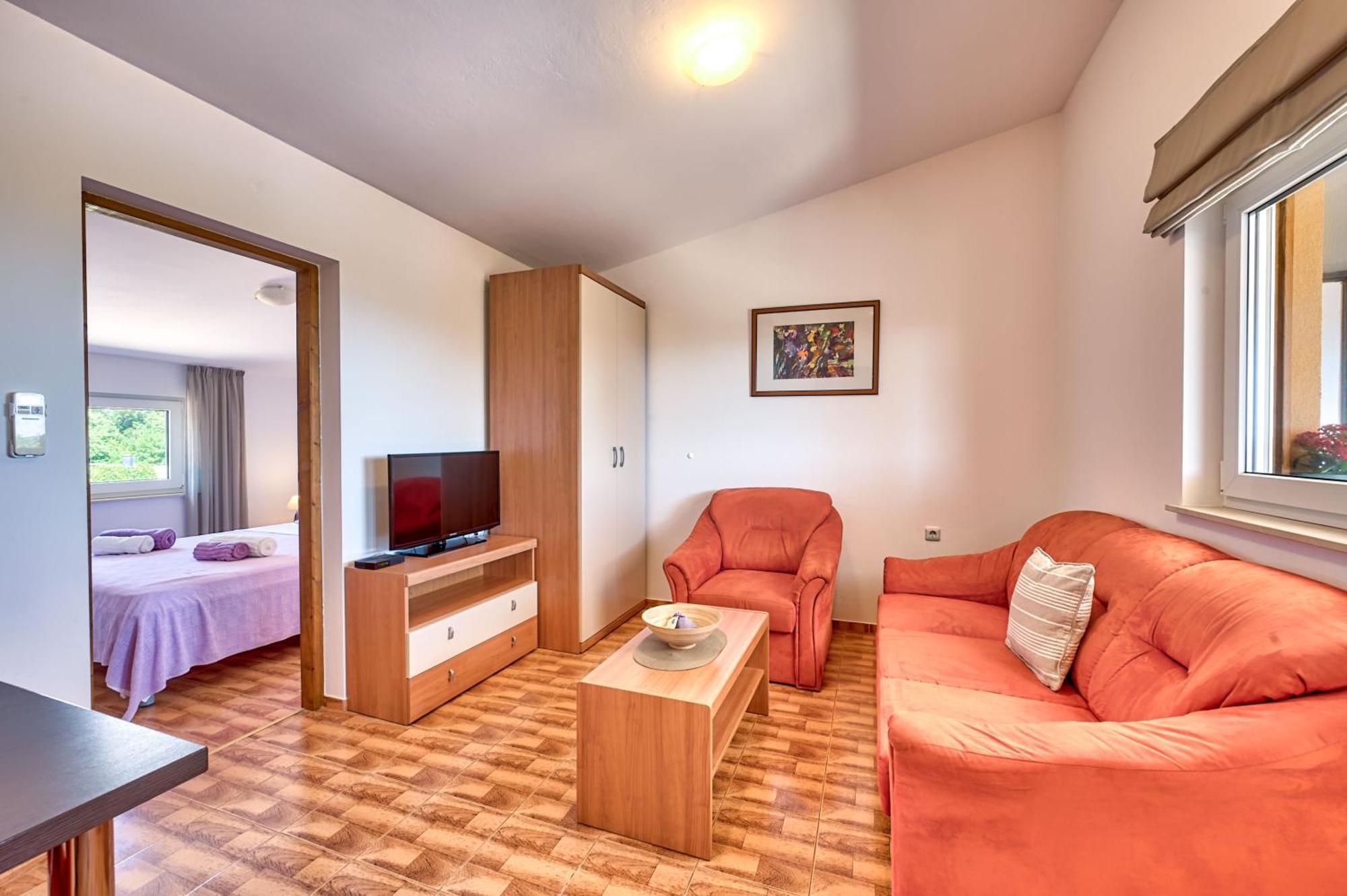 Teuta Apartments - A Beach And A Sea View Peroj Εξωτερικό φωτογραφία