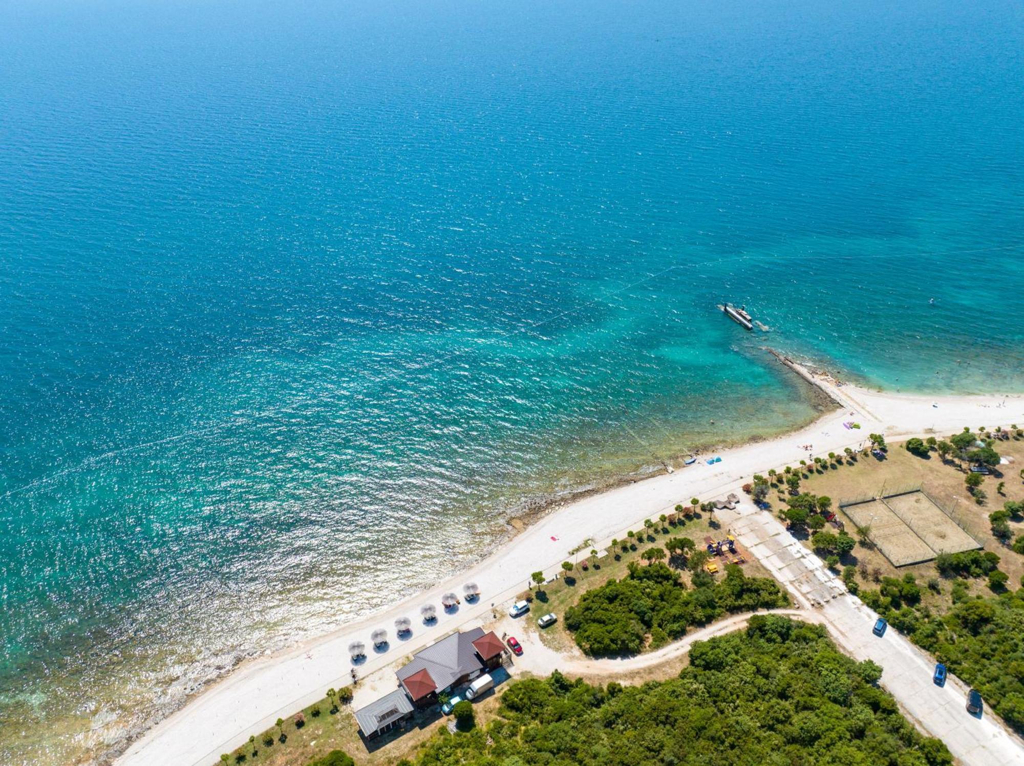 Teuta Apartments - A Beach And A Sea View Peroj Εξωτερικό φωτογραφία