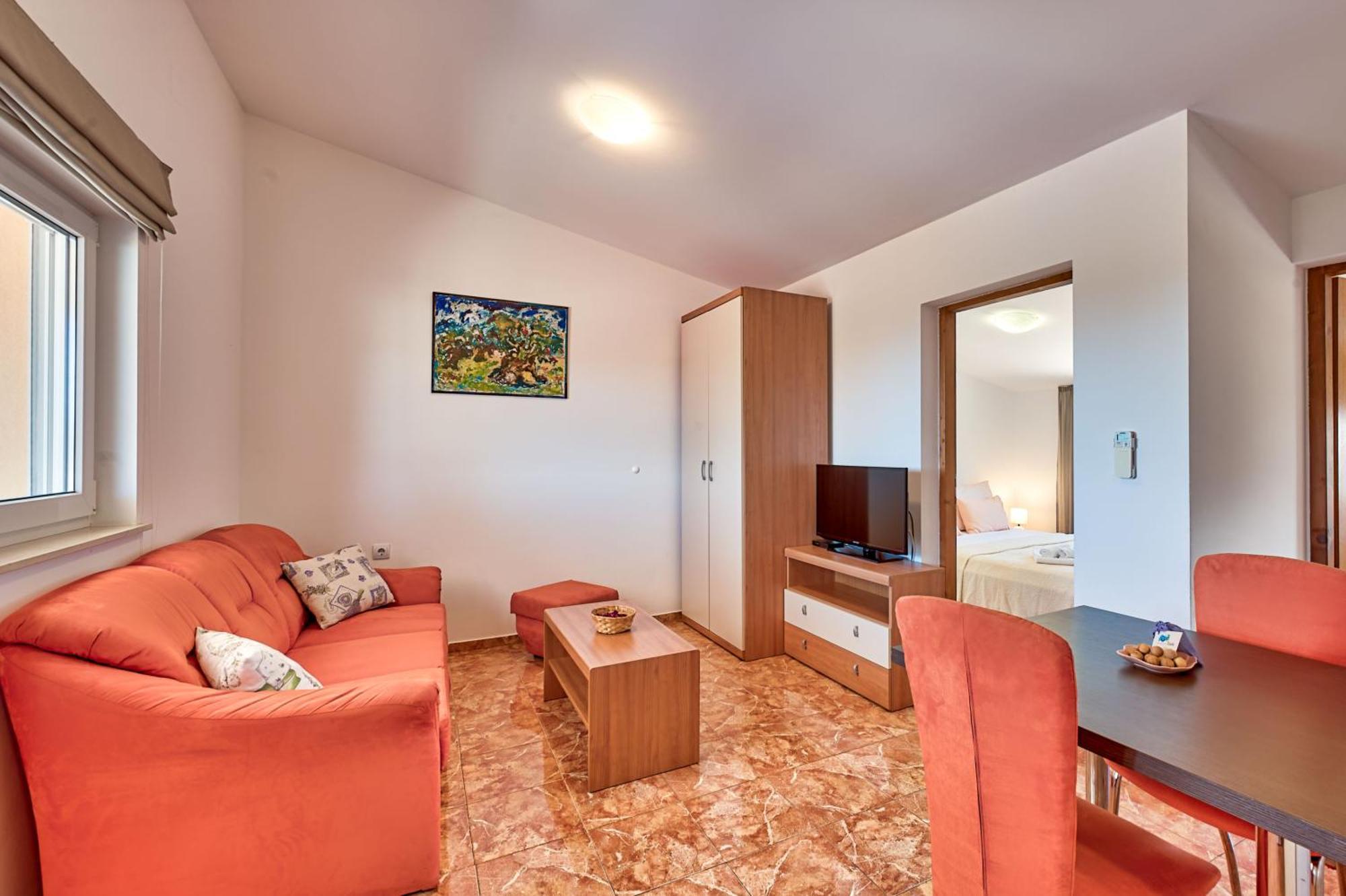 Teuta Apartments - A Beach And A Sea View Peroj Εξωτερικό φωτογραφία