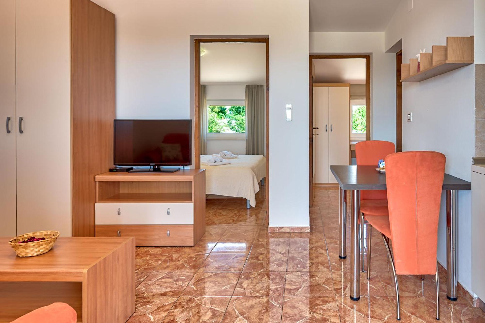 Teuta Apartments - A Beach And A Sea View Peroj Εξωτερικό φωτογραφία