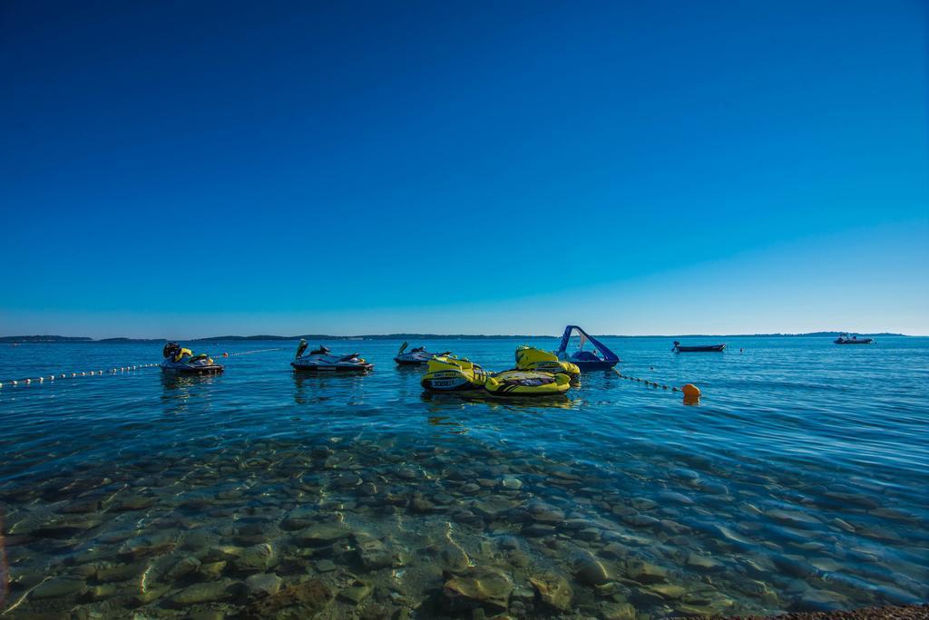 Teuta Apartments - A Beach And A Sea View Peroj Εξωτερικό φωτογραφία